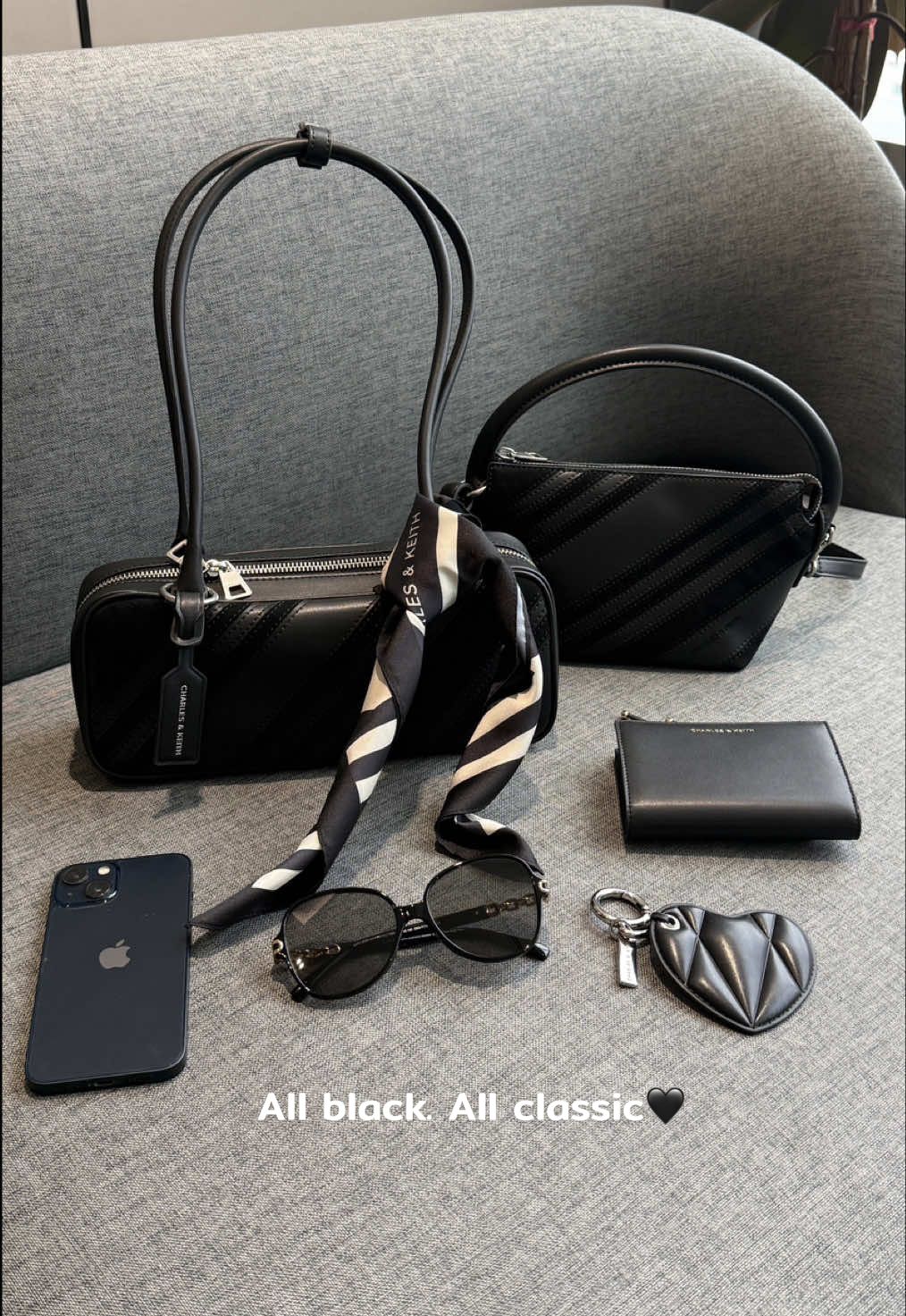 แกะกล่องครั้งแรก… and I’m obsessed already 🫠✨🖤 #charlesandkeith #OOTD #fyppppppppppppppppppppppp #foryoupage #unboxing   