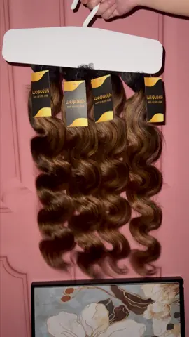 I think i just found your next hairstyle#tiktokshop #fb30 #fallhairstyles#highlightbundles #wequeen 