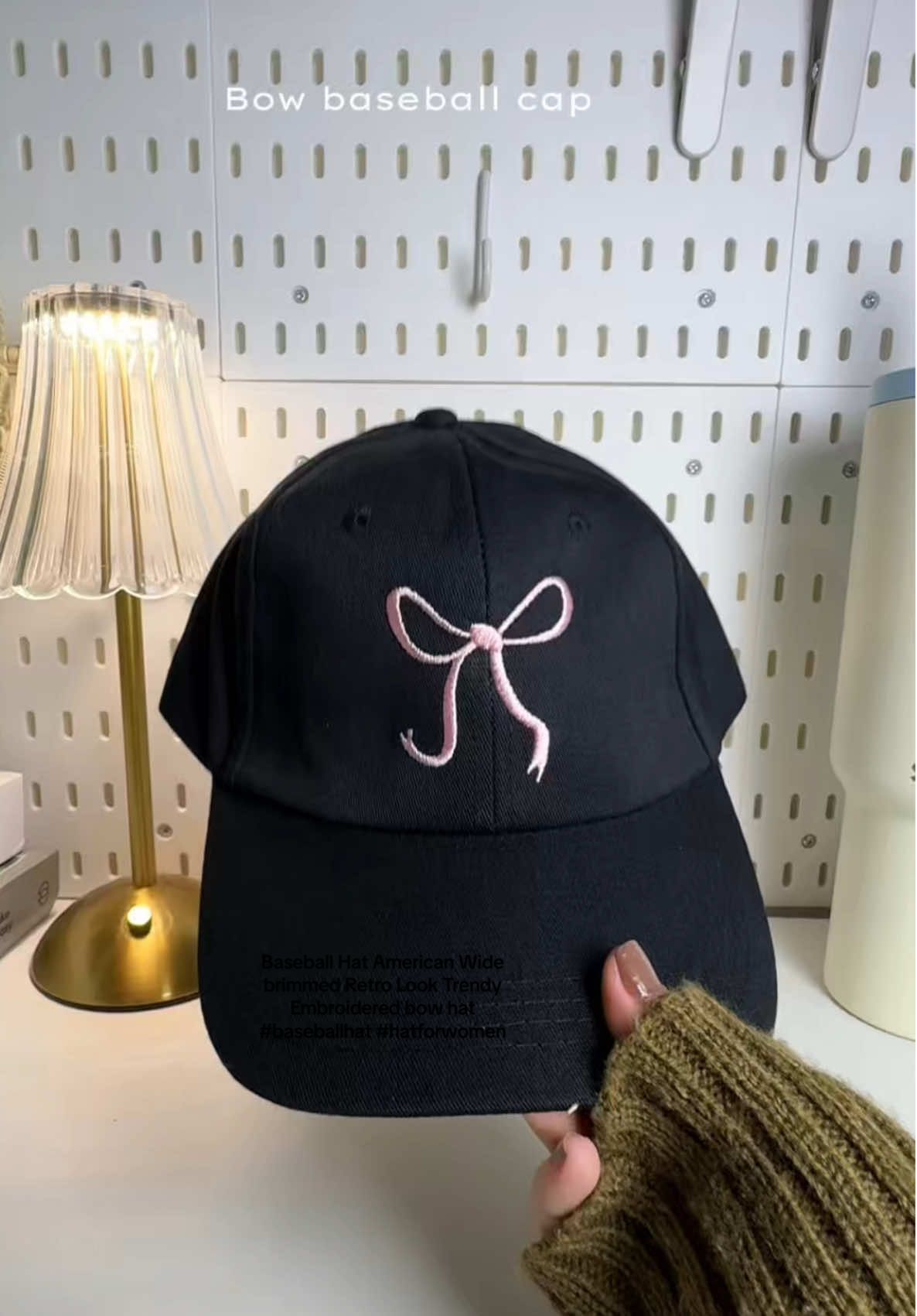 Baseball Hat American Wide brimmed Retro Look Trendy Embroidered bow hat #baseballhat #hatforwomen #retrohat #coquette 