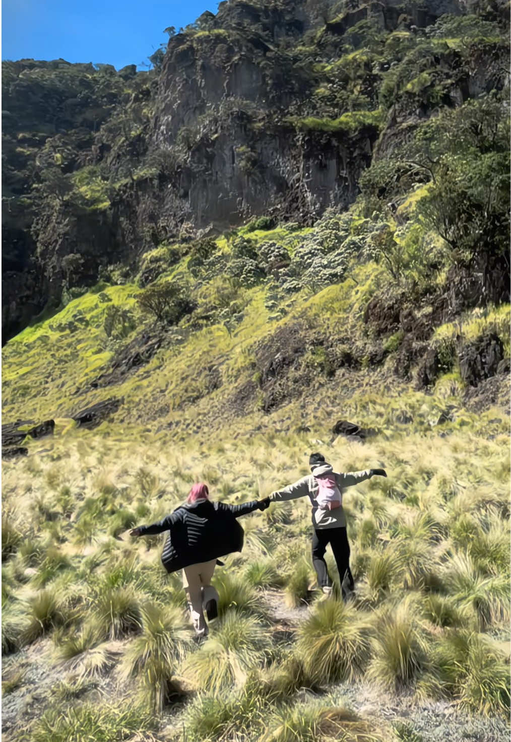 Kalian kapan mountain date?🤪  #mountaindate #manusiabiasa #mountain 