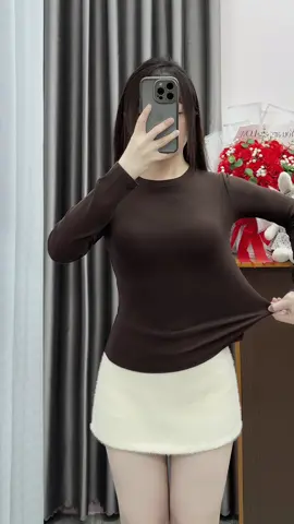 Áo thun cổ tròn dài tay chất co giãn mềm mịn  #aothunnu #aothuncotron #aothundaitay #thoitrangnu #xuhuong 