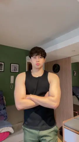 jatuh cinta🤏