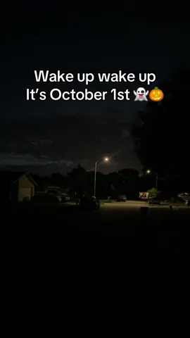 #october #spookyseason #halloween #morningroutine 