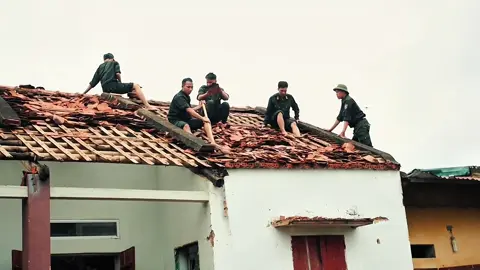 TRUNG ĐOÀN CSCĐ BẮC TRUNG BỘ ra quân hỗ trợ nhân dân khắc phục hậu quả do bão số 10 gây ra tại các tỉnh Thanh Hoá,Nghệ An,Hà Tĩnh,Quảng Trị#cscsd #k02 #cand#baoso10bualoi #trending 