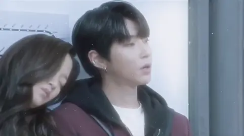 : không ai nghĩ một thằng trapper lại có thể yêu sâu đậm đến vậy. || id+ text: c.chou_w #hwanginyeop #tuonqzi #sgiwuzzi #jewrie_crew #frily_team 