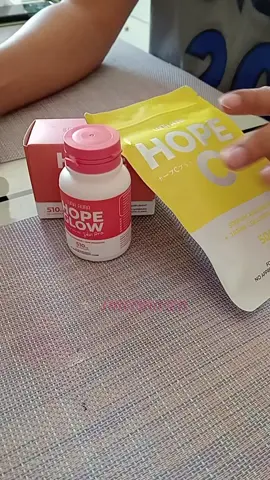 Hope Glow plus Hope C para sa glowing healthy skin! Reminder: food supplement only No Approved therapeutic! #hopeglow  #hopecplus  #hopeglowbylunaaura  #affiliatemarketing  #tiktokaffiliate 
