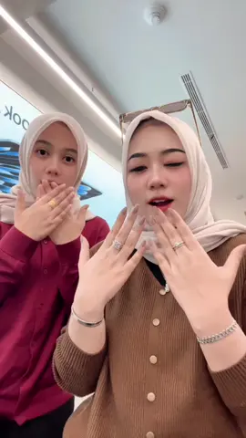 Lampu kaka 🤪👍🏻#fauzana #fauzanaterbaru 