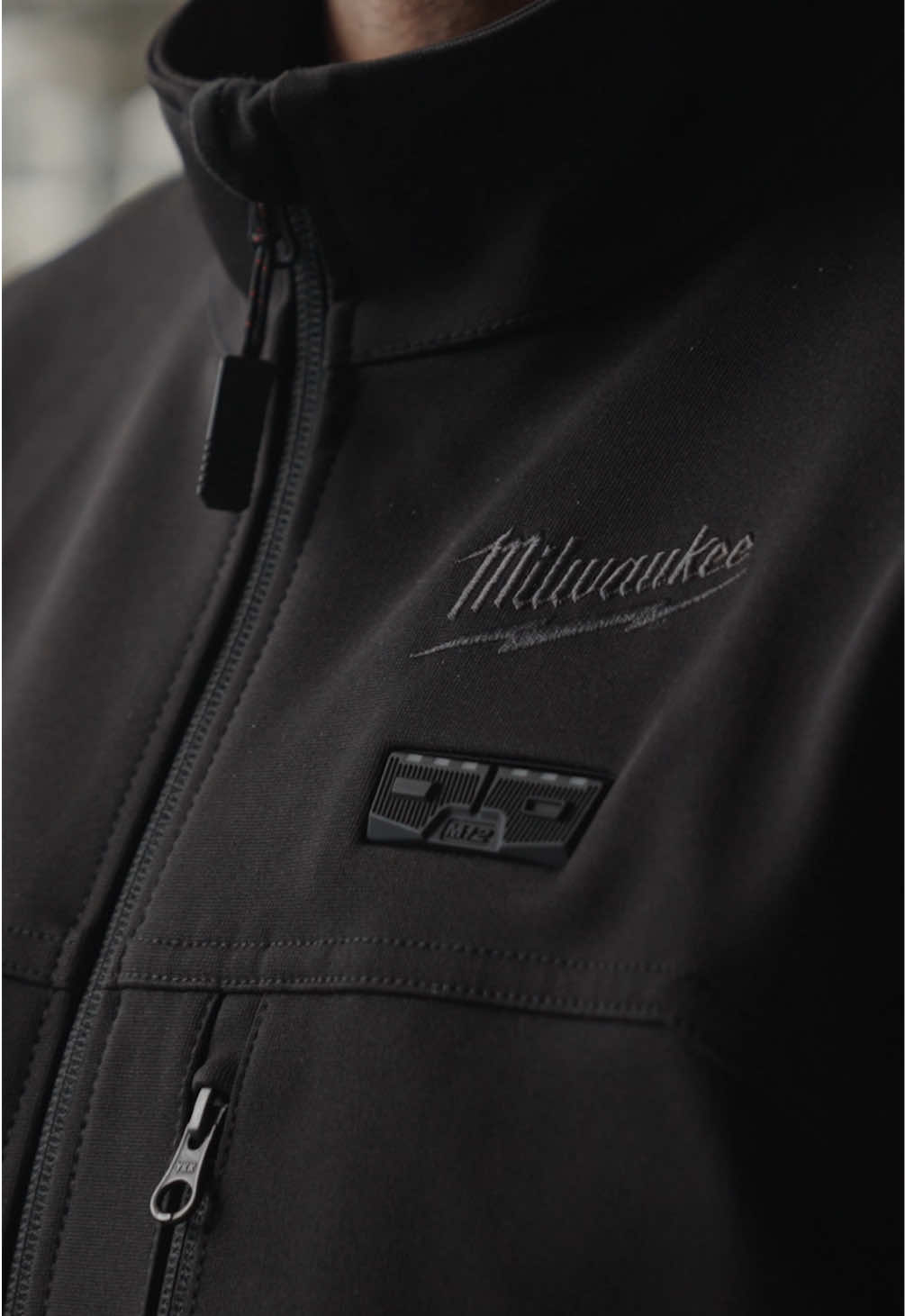 Introducing HEXON HEAT TECHNOLOGY™, MILWAUKEE®'s latest innovation to keep you warm on the job site 🔥 Link in bio to view #MilwaukeeToolEurope #NothingButHeavyDuty