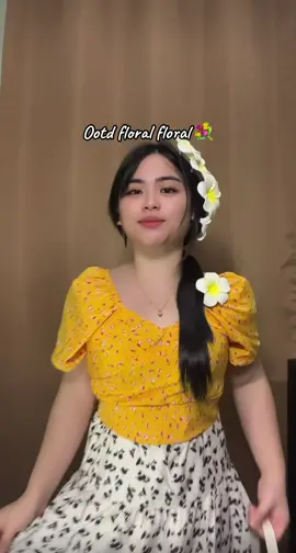 Harini Ootd floral 💐 hehe