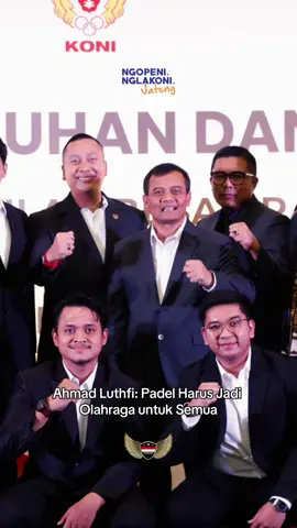 Gubernur Jawa Tengah Ahmad Luthfi resmi didapuk sebagai Pelindung PBPI Jateng periode 2025–2029. Dalam sambutannya, ia menegaskan padel harus menjadi olahraga pemersatu yang bisa diakses semua kalangan, bukan hanya primadona orang tertentu. PBPI Jateng diminta segera berkoordinasi dengan KONI serta menyiapkan kompetisi agar lahir atlet profesional. Ketua PBPI Jateng, Arganto Wibowo, menegaskan perkembangan padel di berbagai daerah semakin pesat dan optimistis melahirkan prestasi. Dengan dukungan pemerintah, komunitas, dan masyarakat, padel siap menjadi olahraga unggulan Jawa Tengah. #jawatengah #ahmadluthfi #tajyasin #olahraga #padel @Ahmad Luthfi @Taj Yasin Maimoen @Humas Jateng 