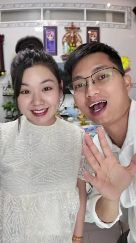 đầy tháng rồi nha cô chú ơi