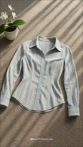 Kemeja kerja wanita slim fit garis  stripe karet lembut adem dan nyaman🤍#kemeja #kemejawanita #kemejakerja #kemejamurah #fyp 