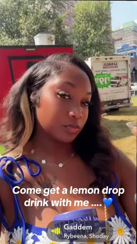 #MemphisGirl #PrettyEnergy #LemonDrops #TikTokCreator🍸💙😘💋