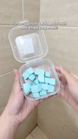‼️TIPS BIAR BAR SOAP KAMU AWET‼️ Brightiesss, disini siapa yang masih ngerasa kalo pake Bar Soap kok cepet abis ya? Nah ini dia tips yang manjur... Kalo kamu tim potong Bar Soap atau tanpa potong-potong nih?🤔 #Brighty #Brightyindonesia #sabunpencerah #sabunpencerahkulit