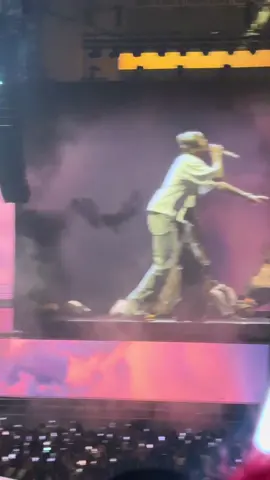 #chrisbrown #sheaintyou #fame #breezybowl 