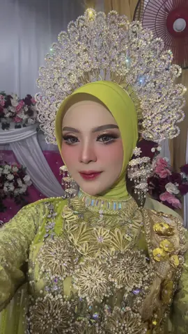 Ada yang ngintip di belakang 🫣 #fyp #wedding #bugis #tni #inspirasiwedding 