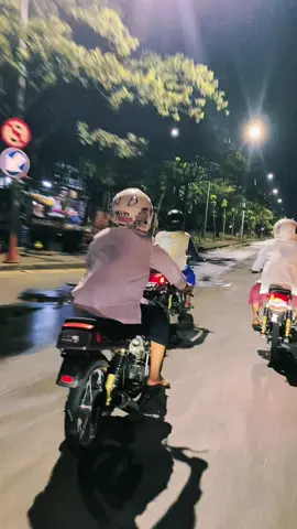 pov: cah2 mole ngaji gwo peda dewe2#glw9stayle #w9style #walisonggoofficial #foryoupage #fypp #surabaya #fyppppppppppppppppppppppp #glw9 #herexsurabaya #4u 