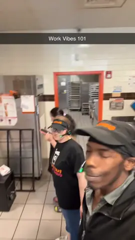 #fyp #foryoupage #vibin #dunkin #classic 