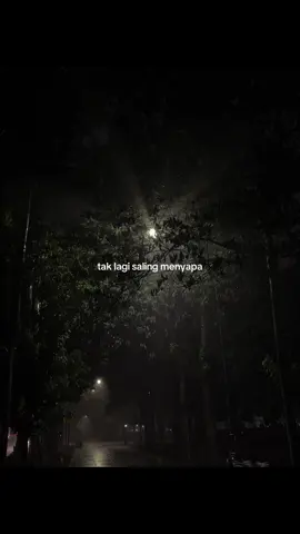 entah bagian mana yang sakit, tapi aku sibuk mencari sembuh.