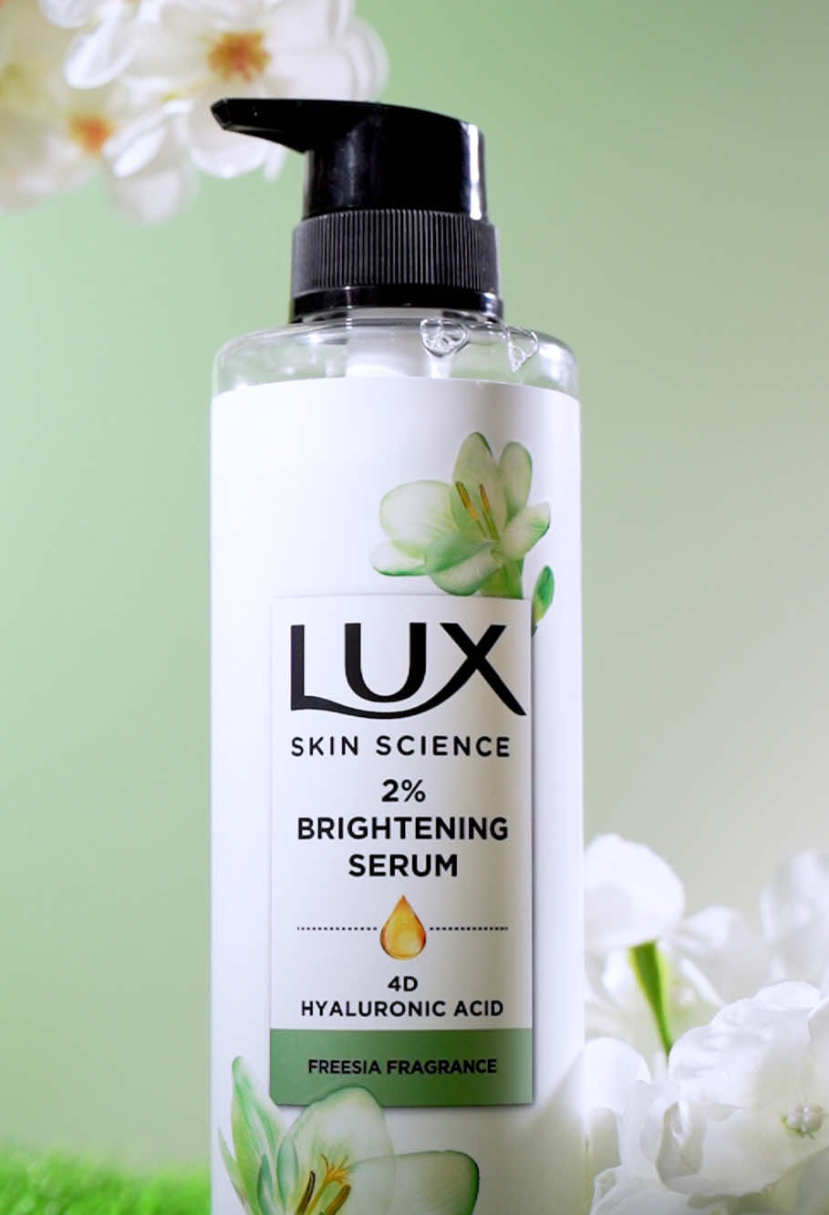 When skincare meets luxury bathing ritual ✨ Ritual mandimu naik level dengan 2% Brightening Serum dari Lux Replica 💖 Treat yourself sekarang juga dengan Lux! 🛒✨ #lux #luxreplica #skinscience #LongLastingFragrance #WangiMewahLUX 