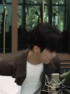 Replying to @vampirehollie19_byd #jeongwoo #jihoon #treasure 