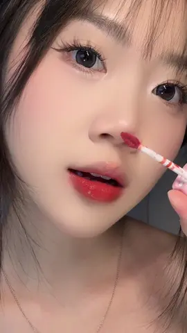 màu nào cũng xinh huhuu rinh hết về mới chịu nổi 😚👏🏻 #MOICosmetics #gummyliptint #sontintbongmoi #sontintkeogau