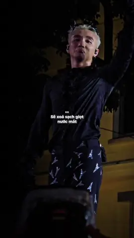 Ngồi trong đêm bơ vơ anh thấy đau.. #sontungmtp #chacaidoseve #nhachaymoingay #xuhuongtiktok cre Đình Đức 