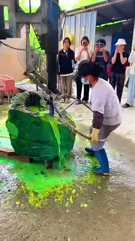 Nature's masterpiece: a stunning green stone transformed into a unique table. 📷 IHSAN 1.0 . . . #blue #gemstone #gems #gemstones #jewelry #gemstonejewelry #crystals #jewellery #handmade #crystal #handmadejewelry #crystalhealing #ring #ruby #minerals #gem #sapphire #fashion #cabochon #stone #amethyst #batuakik #agate #silversmith #tourmaline #crystalshop #quartz #diamond #Love #emerald #lapidary 