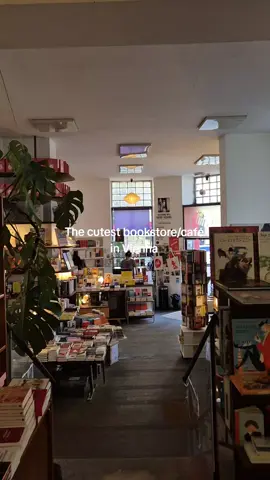My favorite bookstore and a café in Vienna ☕️📖 #bookstore #cafe #booklover #vienna #viennabooks 