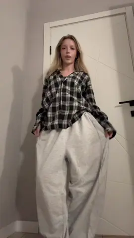 арт на штанишки: 467317738  Реклама.ИП Дозоров Тимур Михайлович,ОГРНИП 321508100423881,erid:2Vtzqx85R9w