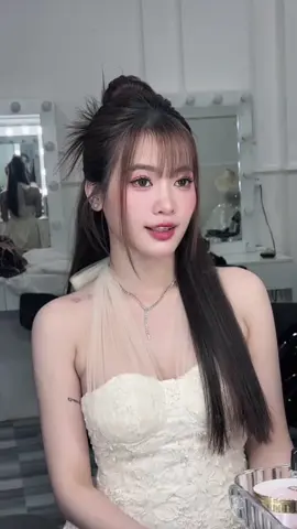 Tóc thương hiệu của cổ #makeup #khachtiec 