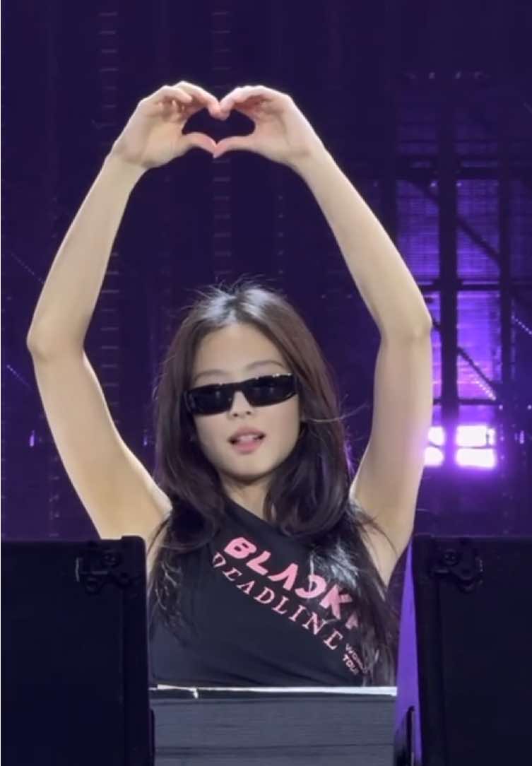 OMG Jennieeeee😭 #Jennie #Blackpink 