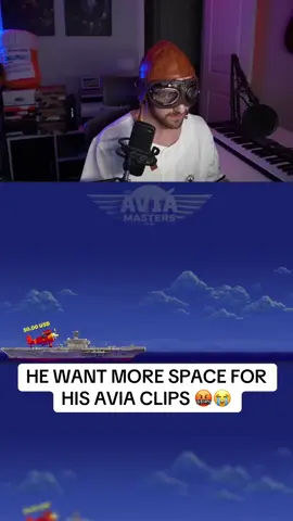 HE WANT MORE SPACE FOR HIS AVIA CLIPS 🤬😭 #streamer #kick #clip #plane 