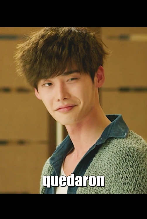 Este hombre de agua tiene las mejores habilidades médicas.#peliculsa #movie #shorts