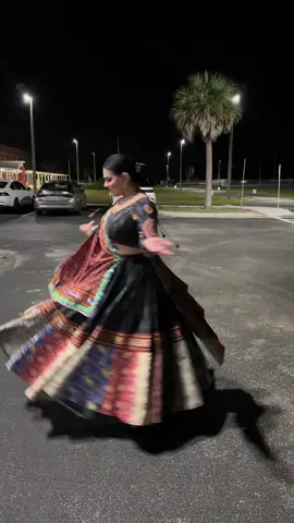 garba ni ramzat 💃🏻❤️ #parthoza #navratrispecial #navratri2025 #garbalover 