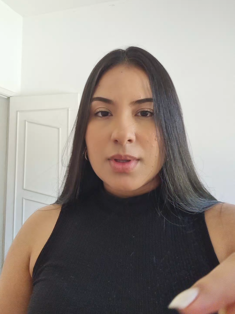 Travou no conteúdo? Esse checklist vai te salvar! Não fique sem postar só porque não está perfeito, o básico bem feito funciona!Comece a aplicar hoje mesmo! ✨️ . . . . . #conteudo #profissionaldabeleza #empreendedorismofeminino 