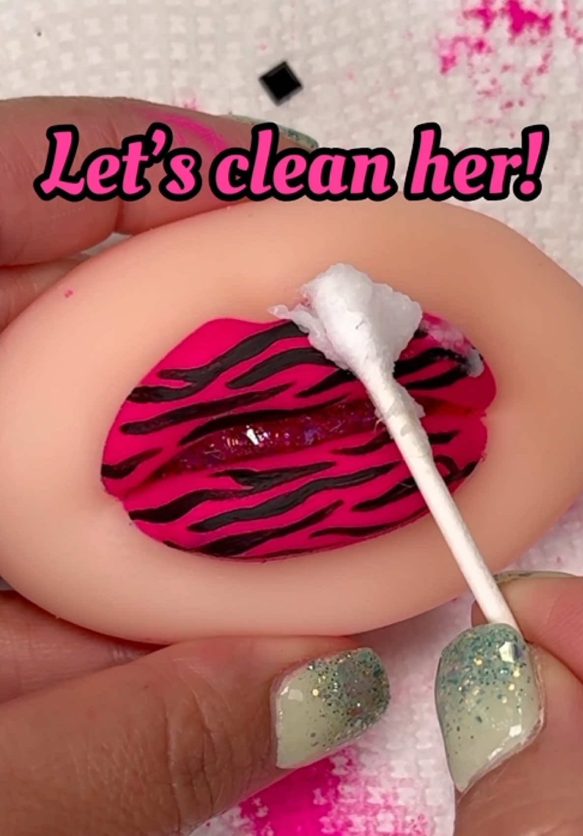 #pink #pinkmakeup #zebraprint #makeupartist #makeupart 