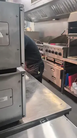 Nothing like a nice relaxed lunch shift, right Callum? 🫶🏼 #ChefLife #Hospitality #PubTok #Restaurant #ChefTok 