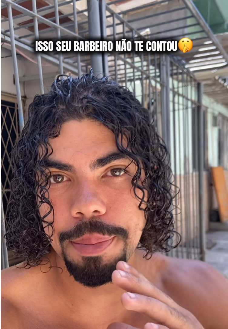 Por que o cabelo cresce rápido 🤫#cabelo #corte #fade #barbeiro #dicas 