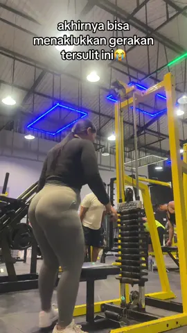 Cable step up glutes focused🔥🍑