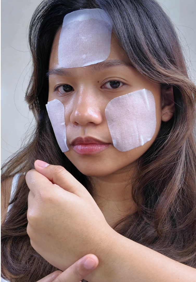 Makeup looks 10x better when your skin is prepped 👌🏼 @MEDIHEAL #mediheal #minimask #tonerpads #skincare #koreanskincare 