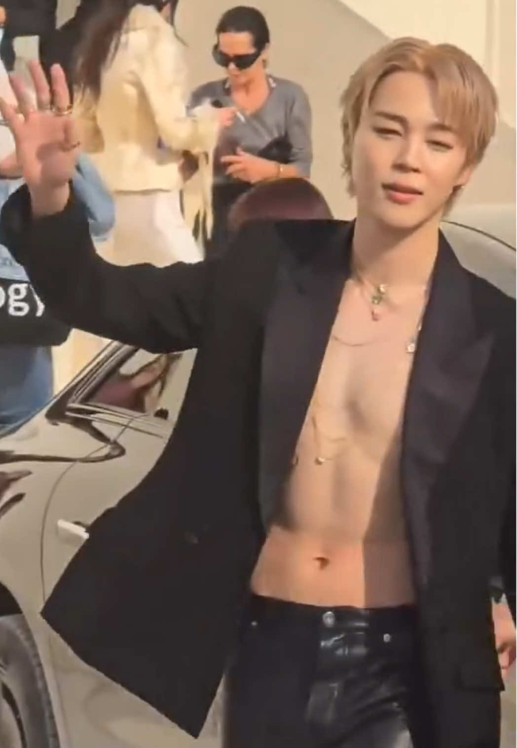 💜Jimin Dior Global Brand Ambassador Jimin⁣ at Paris Fashion Week⁣ 2025 ⁣ ⁣ Jimin Dior Global Ambassador Jimin⁣ Paris Fashion Week 2025 Dior Event⁣ JiminxDior 2025 October Jimin BTS Blonde⁣ Jimin Abs⁣ ⁣ #JiminxDior #DiorSS26⁣ #JiminxDiorSS26⁣ #JIMINXPFW #ParkJimin