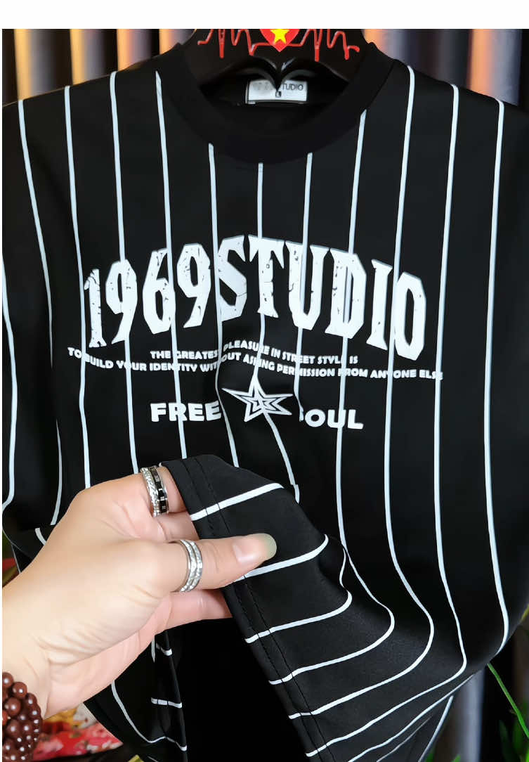 Áo Thun Boxy Kẻ Sọc 1969STUDIO #aothun #aothunboxy #viralvideo #xuhuongtiktok 
