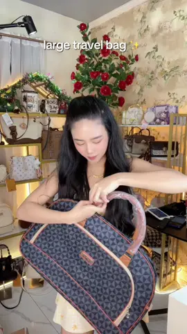 Large travel bag ❤️#travelbag #duffelbag #luggagebag 