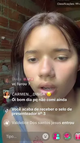 Humilhei ela msm, até pq a única pobre sou eu.