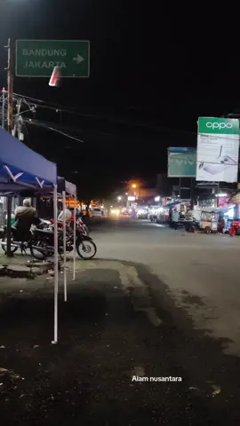 suasana malam alun alun ciawi#creatorsearchinsights #serunyaliburan #ttpetualangnewbie #ttpetualangpro #tiktokcreatorsearchinsightsincentive 