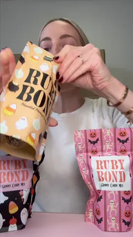 Ever wondered what’s hiding in #rubybond Halloween bags? Spoiler: it’s all treats, no tricks 👻🍬 Tap the link before or head to our TikTok shop to order today 🔗 #candy #halloweencandy #letsopenitup #gummycandy #Foodie #asmr 