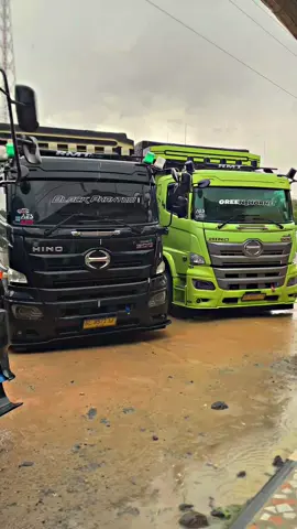 Bandung di tuju 🤲  #supirtruck #hinomodifikasi #fyp #kilangpadirmt #rmtgroup @Nanda pratama46  @𝓑𝓪𝓫𝔂_𝓚𝓮𝓷𝔃𝓸_120221 @Tokber88 @Abu @ishaq_M 99 @yahdam.93 @mrblack061099 @🅁🄸🄵🄰🄻 @ESPRESSO 