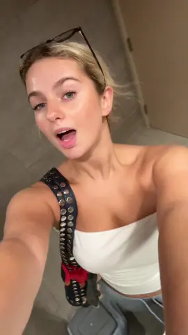 Im posting drafts cos im sick and everyone else has gone clubbing 😥😥