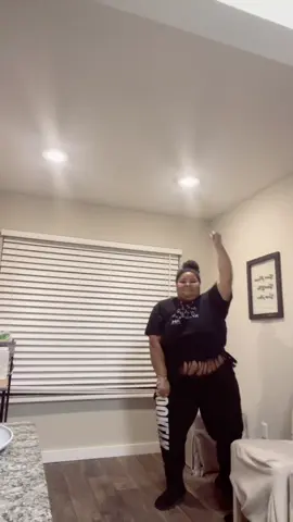 When in doubt keep dancing  • • • #dance #dancechallenge #fyp #dancetok #challenge 